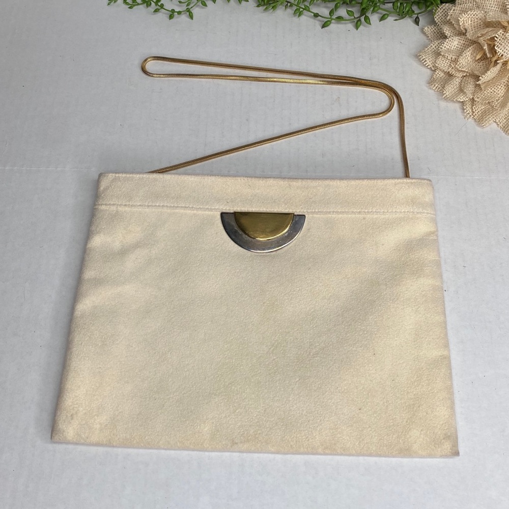 💕3/$19💕 Vintage REVA Suede Cream Evening Shoulder Bag